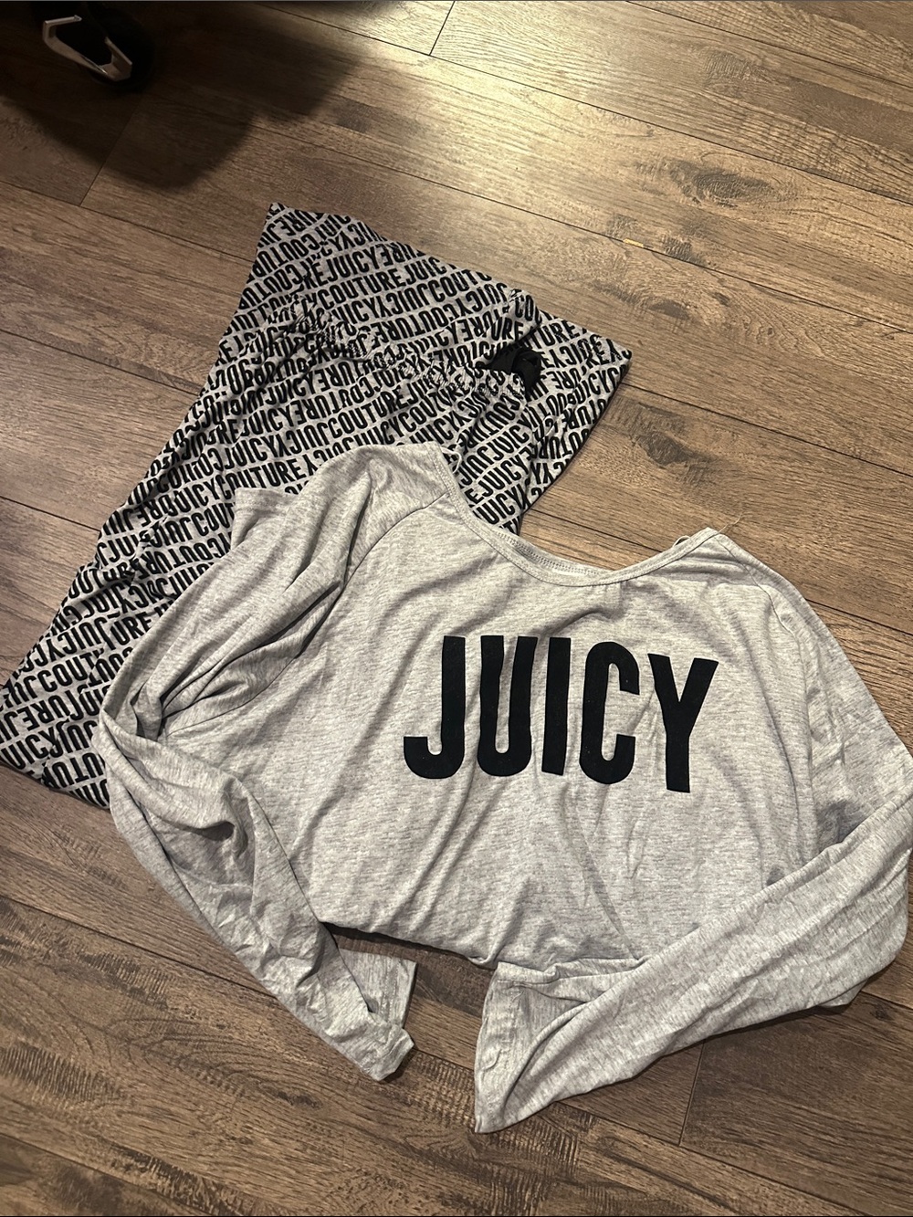Juicy Couture Gray Top with Black Logo and Matching Logo-Print Bottoms